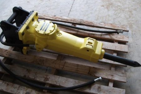 location marteau hydraulique Lorient